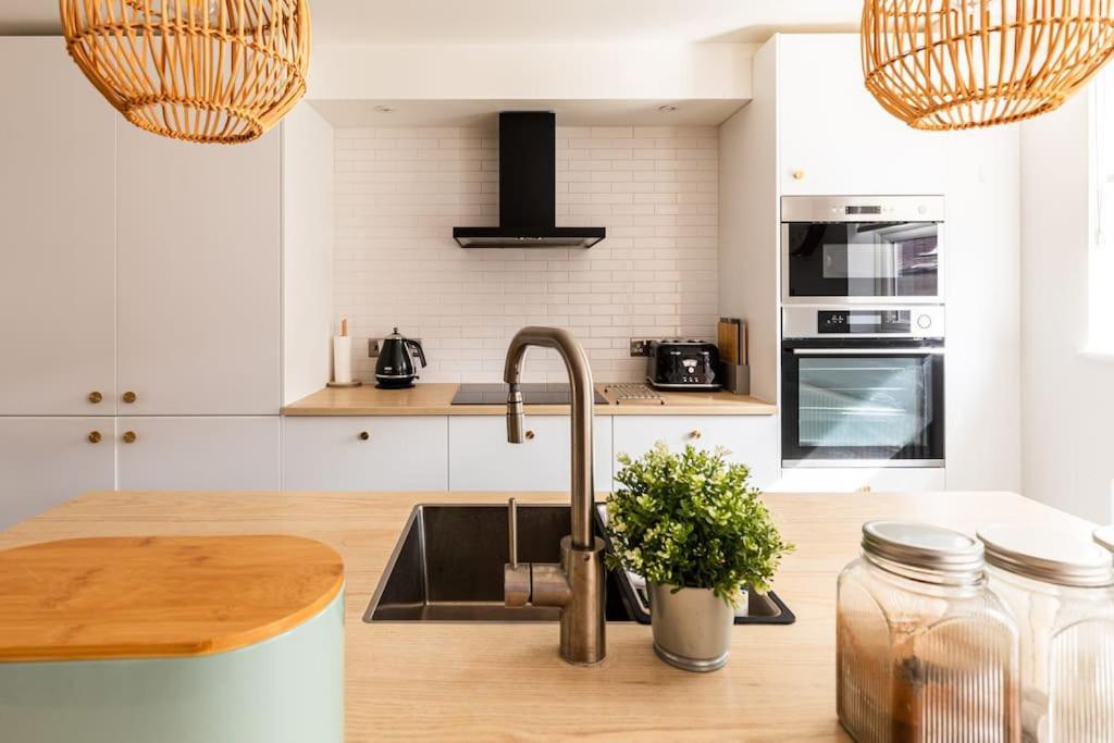 Premium Central House W Parking - Walk Everywhere Μπαθ Εξωτερικό φωτογραφία